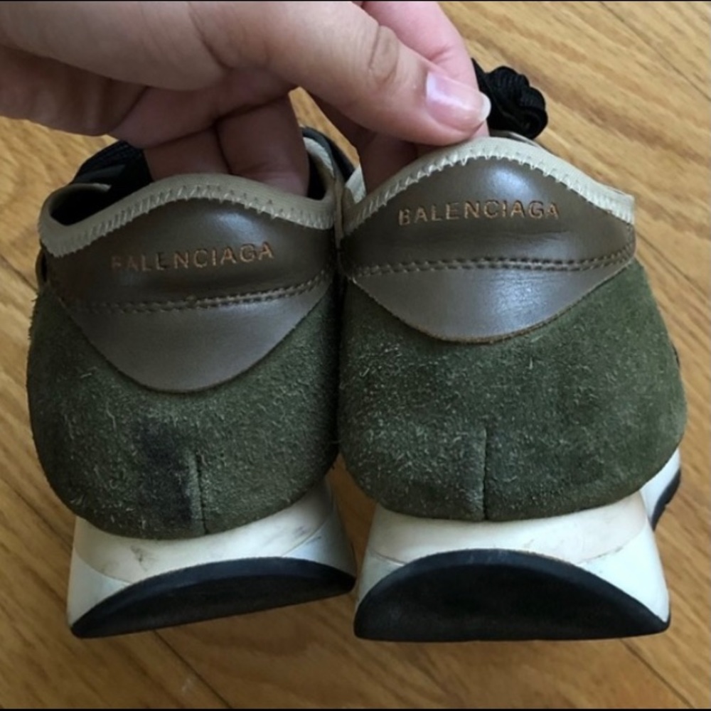 BALENCIAGA Trainers 💯 Authentic - Picture 7 of 8
